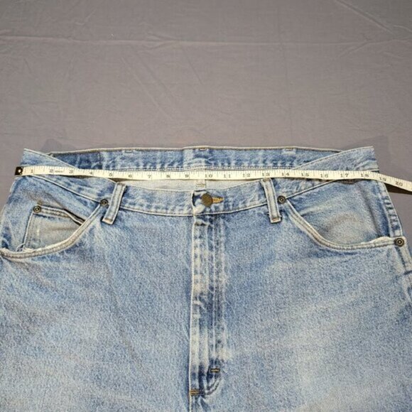 Vtg Wrangler Light Wash Jeans Made in Mexico Size 38x34 - Picture 12 of 16
